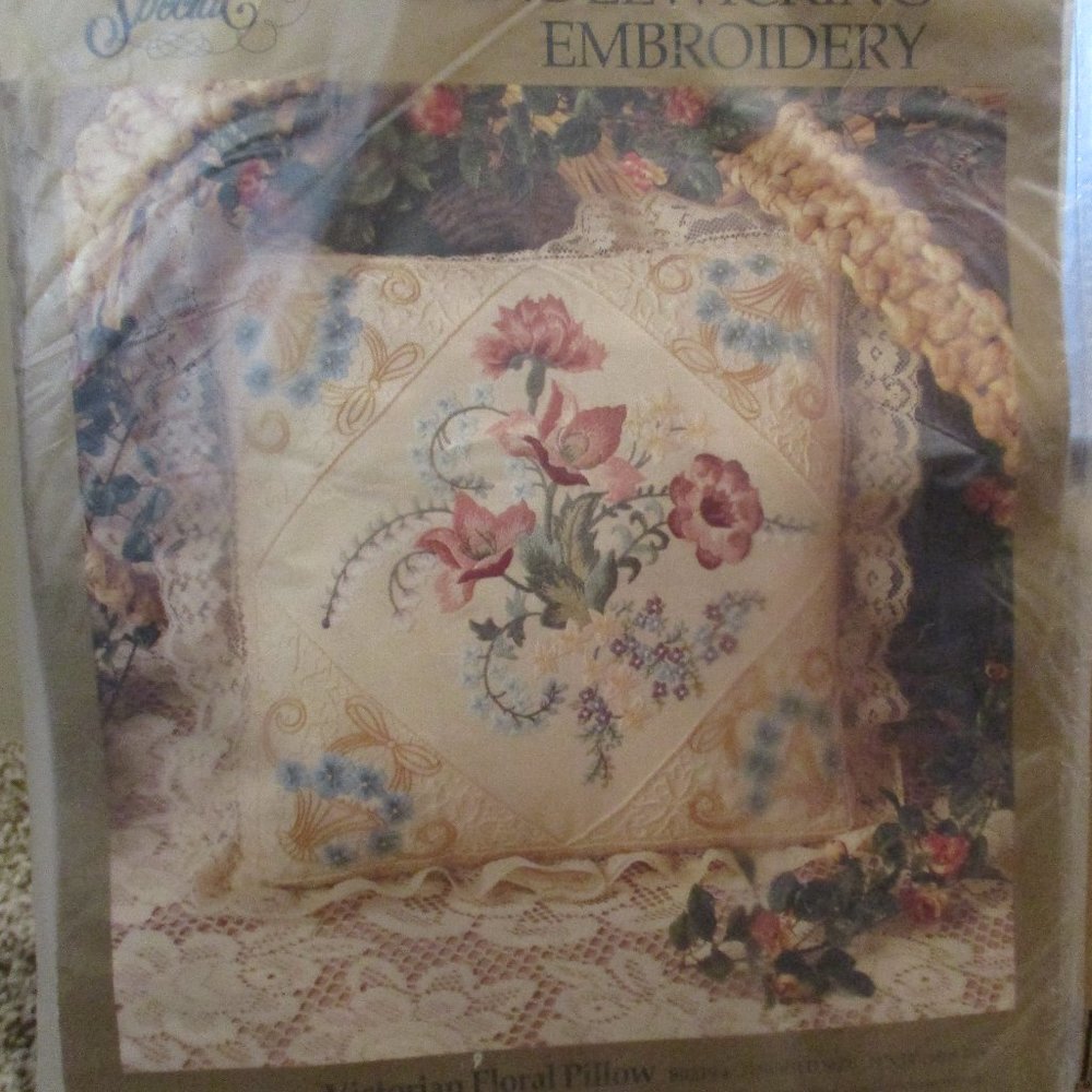 Something Special "Victorian Floral Pillow" Candlewicking/Embroidery Kit